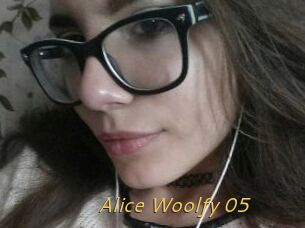 Alice_Woolfy_05