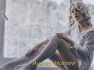 Audrey_Hornee