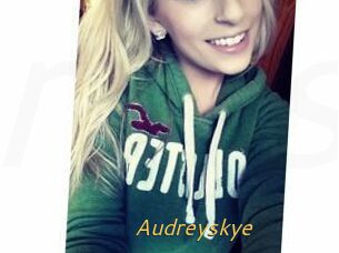 Audrey_skye