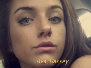 Ava_Maxxey