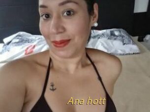 Ana_hott