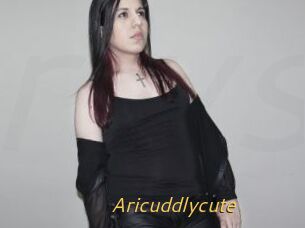 Aricuddlycute