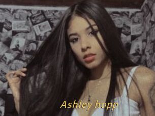 Ashley_hopp