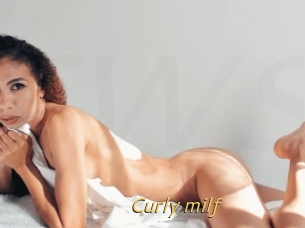 Curly_milf