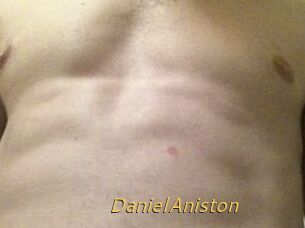 Daniel_Aniston