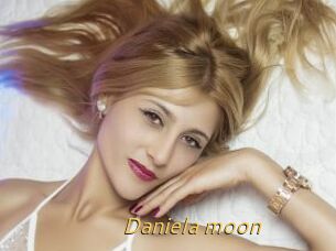 Daniela_moon