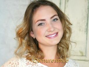 Demuresmile