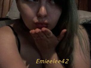 Emieelee42