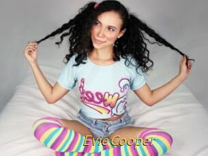 EvieCooper