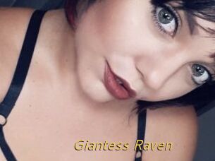 Giantess_Raven
