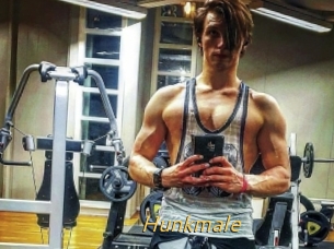 Hunkmale