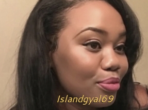 Islandgyal69