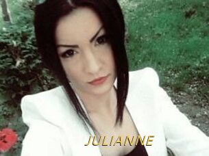 JULIANNE_