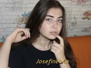 JosefineMia