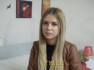 KYLLIE_