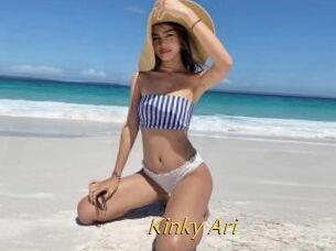 Kinky_Ari