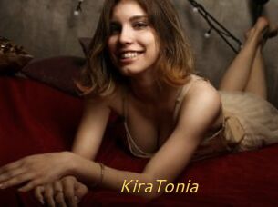 KiraTonia