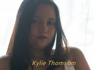 Kylie_Thomsom