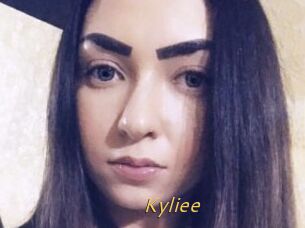 Kyliee_