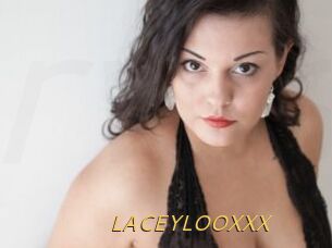 LACEYLOOXXX