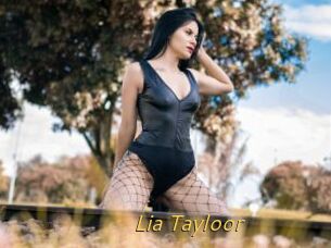 Lia_Tayloor