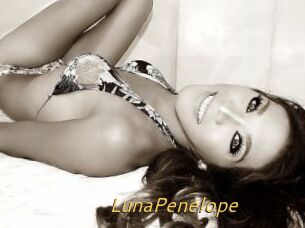 LunaPenelope