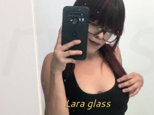 Lara_glass