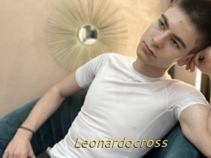 Leonardocross