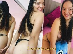 Leonela_davis