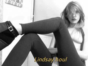 Lindsay_houl