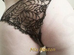 Mia_Boston