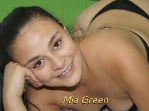 Mia_Green