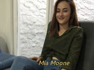 Mia_Moone