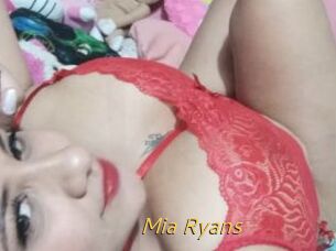 Mia_Ryans