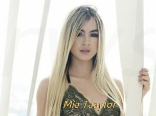 Mia_Taaylor