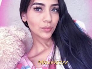 Miavelezzz