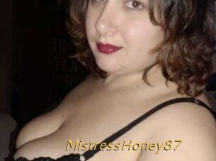 MistressHoney87