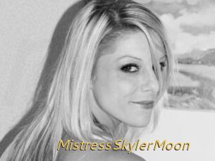 MistressSkylerMoon