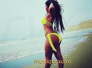 Moniquexoxo