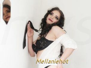Mellaniehot