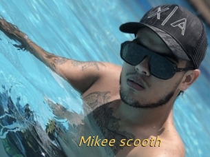 Mikee_scooth