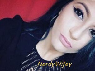 NerdyWifey