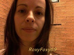 RoxyFoxy_69