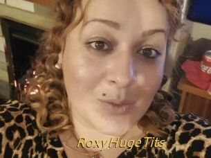 RoxyHugeTits