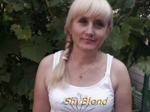 ShyBlond