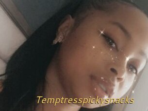 Temptresspickysnacks