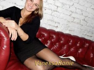 VanessaRonie