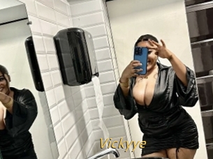 Vickyye