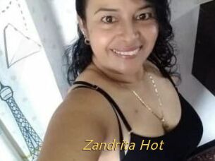 Zandrita_Hot
